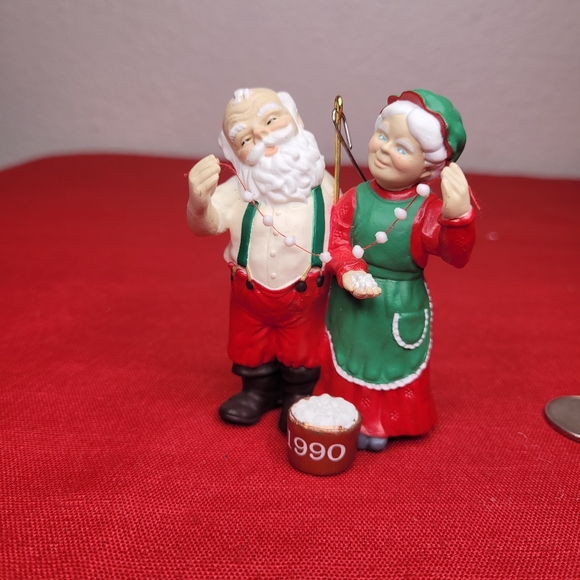 Vintage 1990 Hallmark Mr & Mrs. Clause threading marshmallows christmas ornament - Picture 1 of 6
